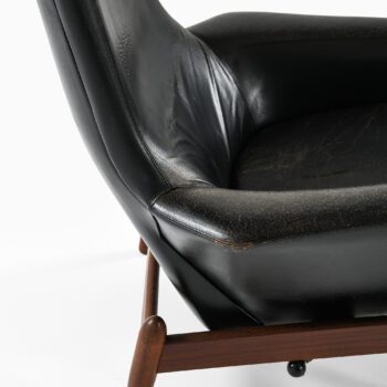Arnold Madsen MS30 easy chair in leather at Studio Schalling