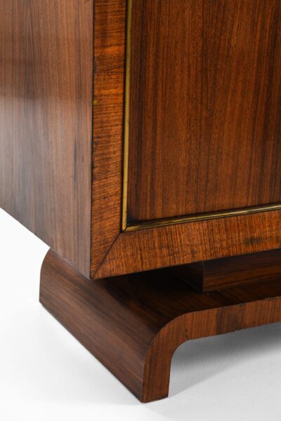 Bar cabinet in rosewood, brass and glass at Studio Schalling