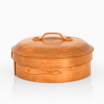 Wooden box with lid by unknown designer at Studio Schalling