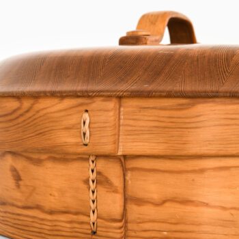 Wooden box with lid by unknown designer at Studio Schalling
