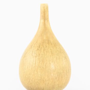 Carl-Harry Stålhane ceramic vase at Studio Schalling