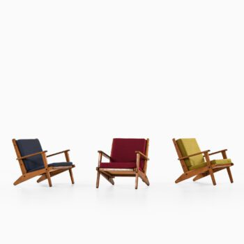 Poul Hansen easy chairs in oak and fabric at Studio Schalling