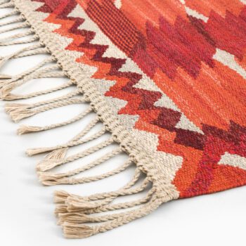 Barbro Nilsson carpet Strålblomman röd at Studio Schalling