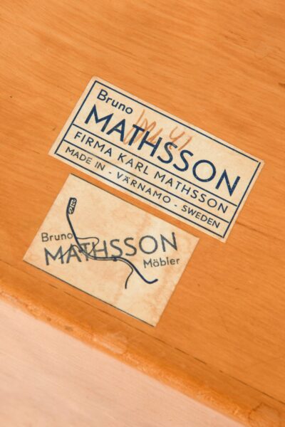 Bruno Mathsson book crib T-704 at Studio Schalling