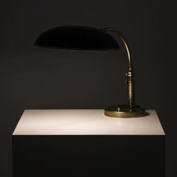 Art Deco table lamp in green lacquered metal at Studio Schalling