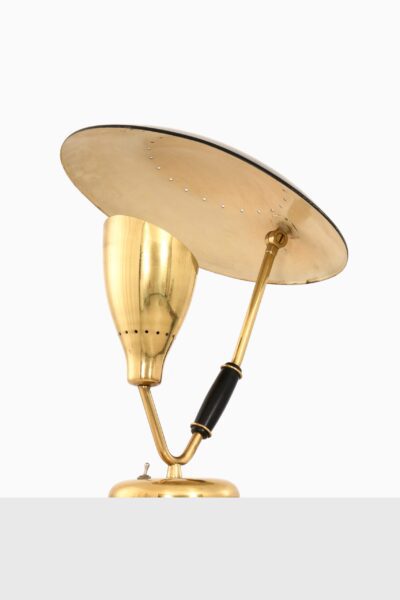 Table lamp in brass produced by Boréns at Studio Schalling