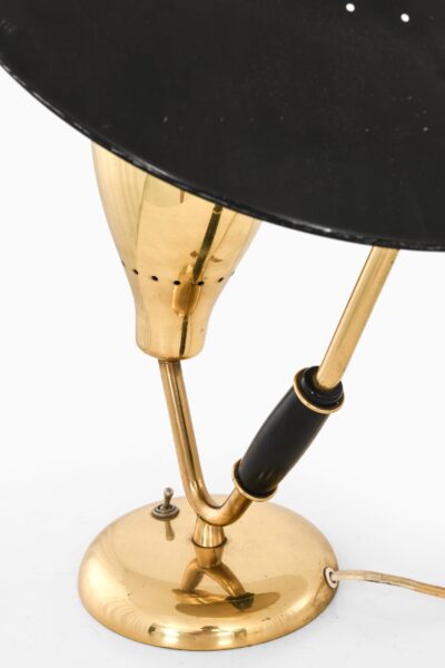 Table lamp in brass produced by Boréns at Studio Schalling