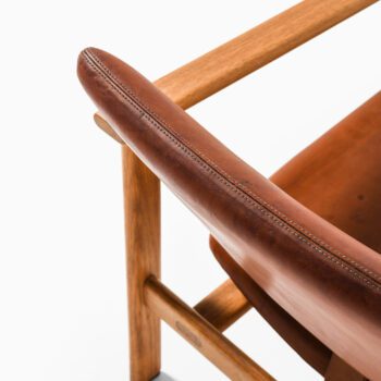 Arne Jacobsen easy chairs model 4700 at Studio Schalling