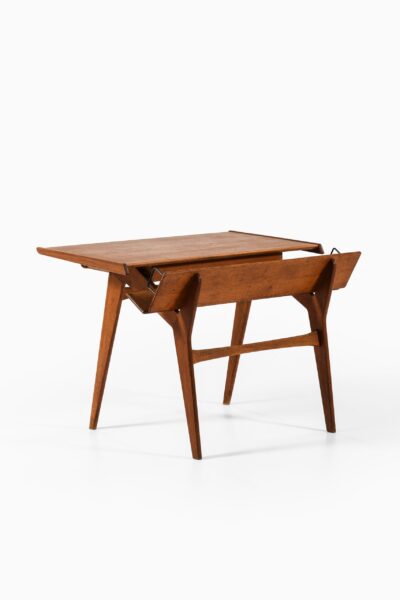 Desk in teak and oak by unknown designer at Studio Schalling