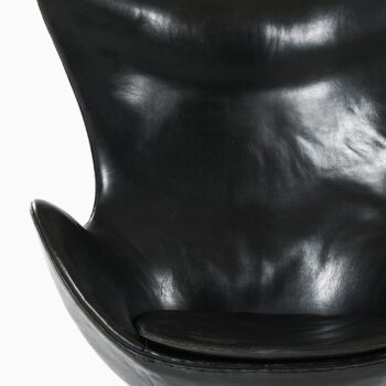 Arne Jacobsen egg chair in black leather at Studio Schalling