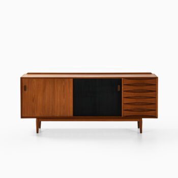 Arne Vodder sideboard model 29 at Studio Schalling