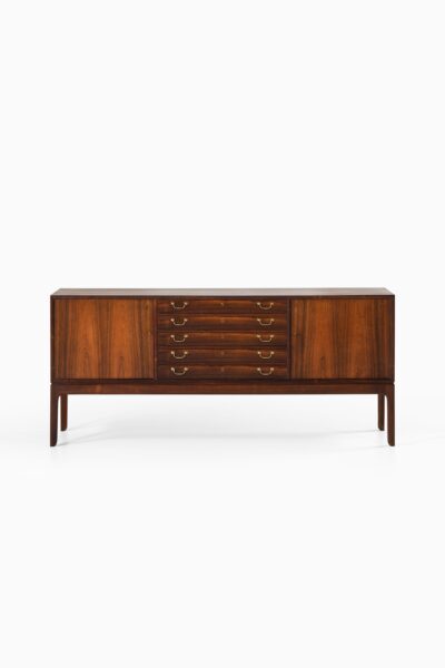 Ole Wanscher sideboard in rosewood and brass at Studio Schalling