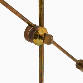 Adjustable floor lamp in brass at Studio Schalling