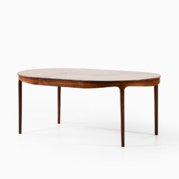 Ole Wanscher dining table in rosewood at Studio Schalling