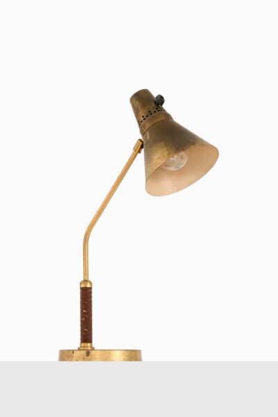 Table lamp in brass and leather at Studio Schalling