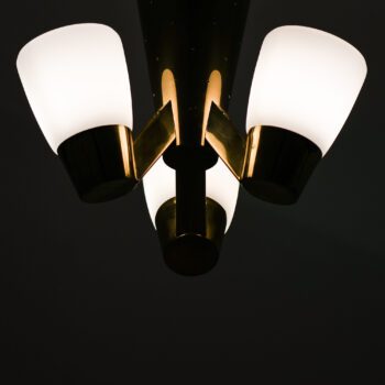 Ceiling lamp produced by Itsu at Studio Schalling