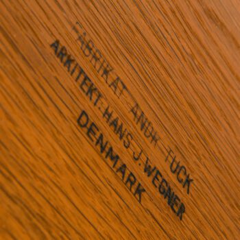 Hans Wegner AT-10 coffee table in oak at Studio Schalling