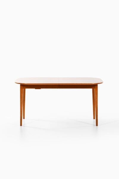 Josef Frank dining table model 947 at Studio Schalling