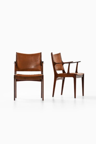 Johannes Andersen dining chairs in rosewood at Studio Schalling