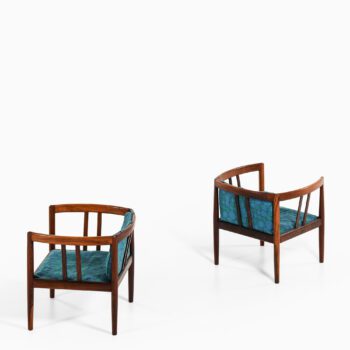 Illum Wikkelsø easy chairs in rosewood at Studio Schalling