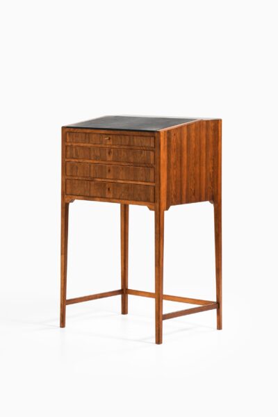 Frits Henningsen cabinet in rosewood at Studio Schalling