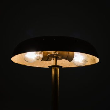 Boréns table lamp in brass at Studio Schalling