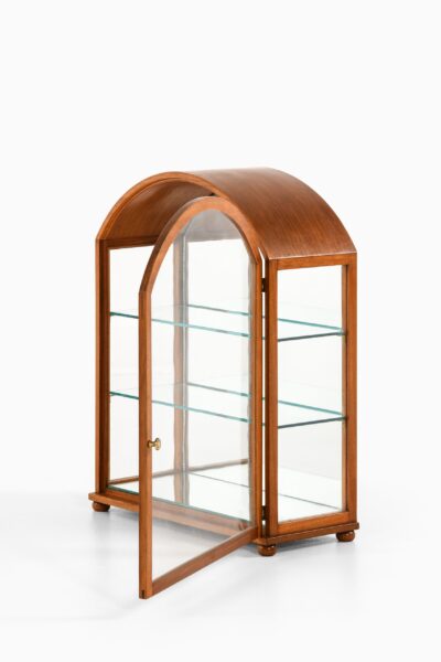Josef Frank display cabinet model 2070 at Studio Schalling