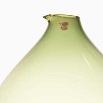 Kjell Blomberg glass vase by Gullaskruf at Studio Schalling