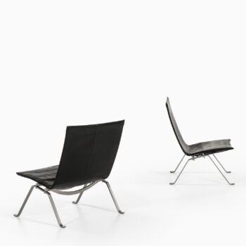 Poul Kjærholm PK-22 easy chairs in leather at Studio Schalling