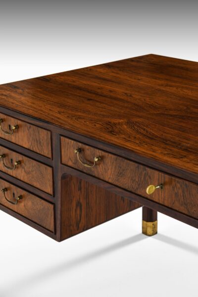 Ole Wanscher desk in rosewood and brass at Studio Schalling