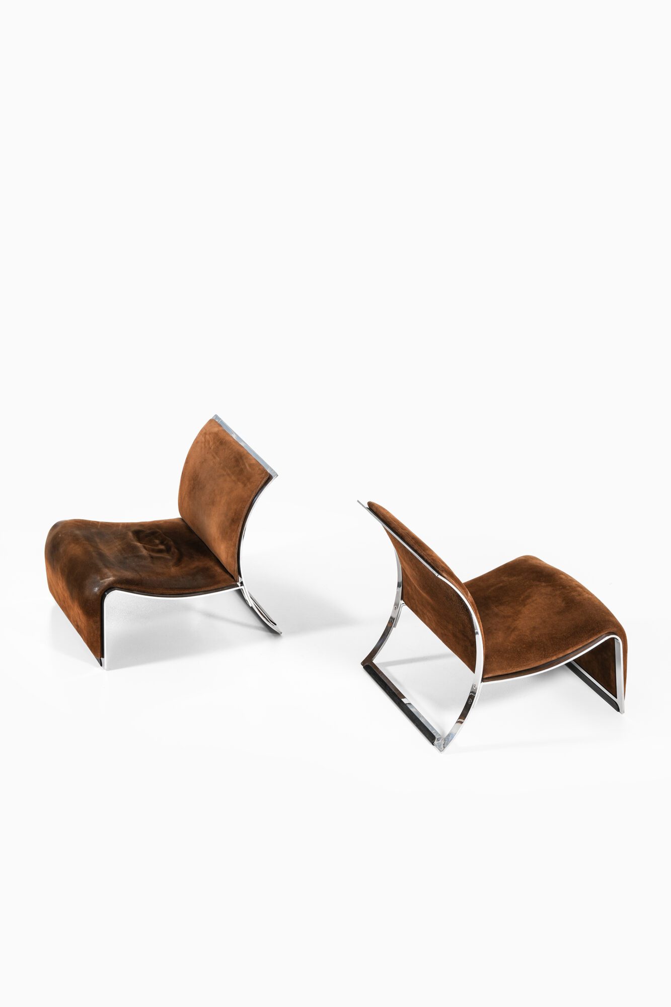 Introini Vittorio easy chairs by Saporiti at Studio Schalling