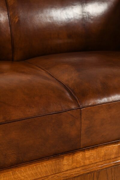 Frits Henningsen sofa in niger leather at Studio Schalling