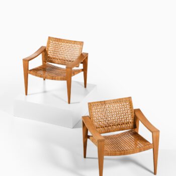 Hans Wegner easy chairs by Johannes Hansen at Studio Schalling