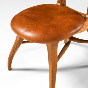 Vilhelm Lauritzen chairs in niger leather at Studio Schalling