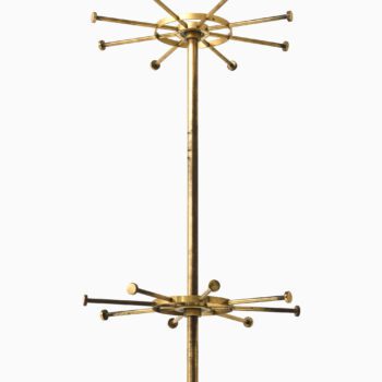 Coat hanger in brass produced in Sweden at Studio Schalling