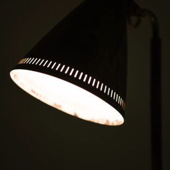 Paavo Tynell table lamp model 9224 at Studio Schalling