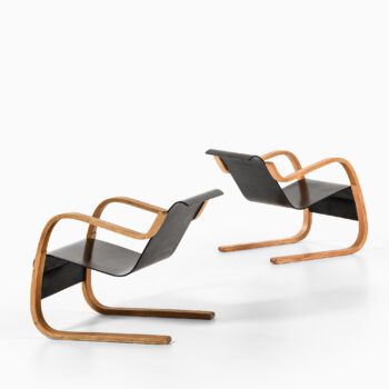 Alvar Aalto easy chairs model nr 31 at Studio Schalling