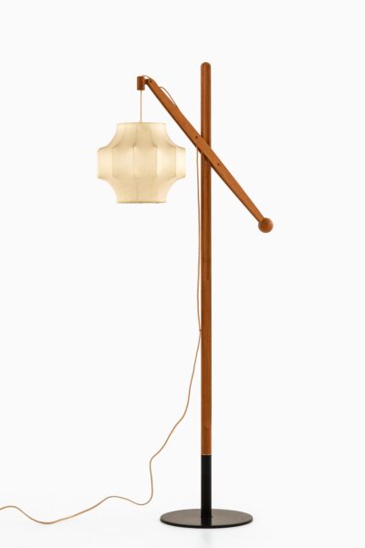 Vilhelm Wohlert floor lamp model 325 at Studio Schalling