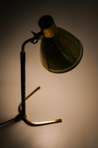 Paavo Tynell table lamp model 9224 at Studio Schalling