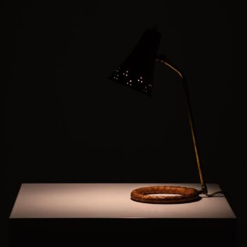 Table lamp in copper, brass and leather at Studio Schalling