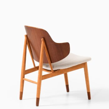 Ib Kofod-Larsen easy chair in beech and teak at Studio Schalling