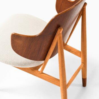 Ib Kofod-Larsen easy chair in beech and teak at Studio Schalling