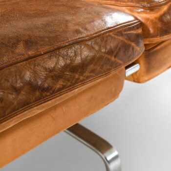 Poul Kjærholm sofa model PK-31/2 at Studio Schalling