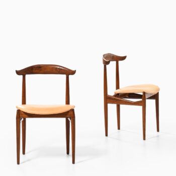 Knud Færch dining chairs model 215 at Studio Schalling