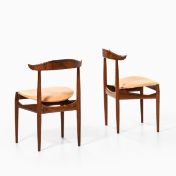 Knud Færch dining chairs model 215 at Studio Schalling