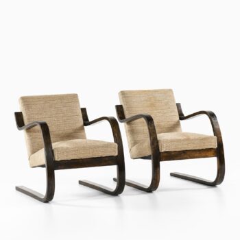 Alvar Aalto easy chairs model 402 at Studio Schalling