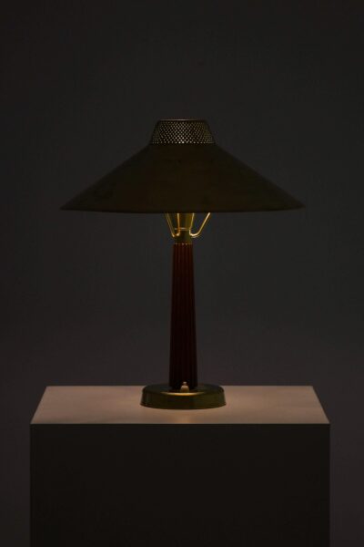 Hans Bergström table lamp model 716 at Studio Schalling