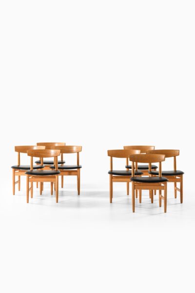 Børge Mogensen dining chairs in oak at Studio Schalling