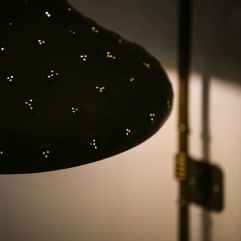 Paavo Tynell wall lamp in brass at Studio Schalling