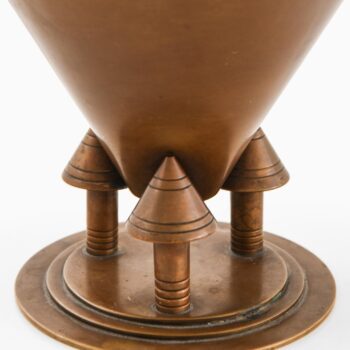 Art Deco vase in bronze at Studio Schalling